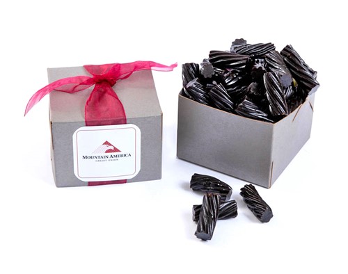 Licorice Bites Candy Carton (2 color & flavor options)